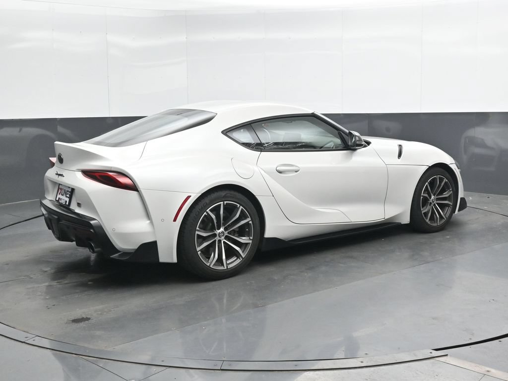 Used 2022 Toyota Supra w/ Safety & Technology Package RWD image 2