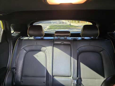 Used 2020 Hyundai Kona Limited w/ Cargo Package FWD image 16