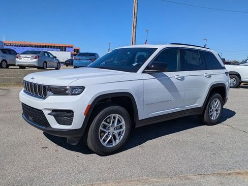 New 2026 Jeep Grand Cherokee Laredo X AWD/4WD image 7