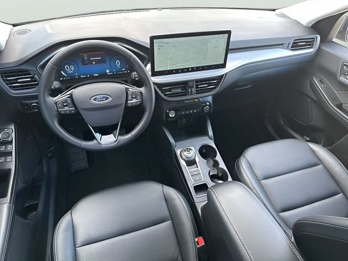 Used 2025 Ford Escape Platinum image 33