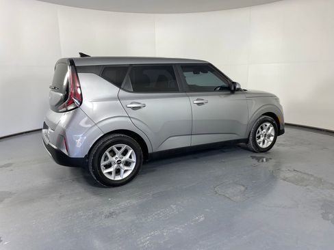 Used 2023 Kia Soul LX w/ Option Group 015 image 6