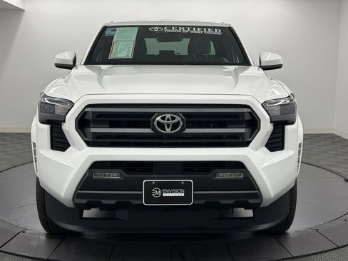 Certified 2026 Toyota Tacoma SR5 AWD/4WD image 6