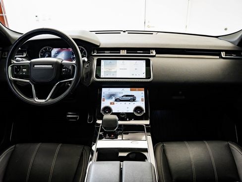 Used 2022 Land Rover Range Rover Velar R-Dynamic S image 29