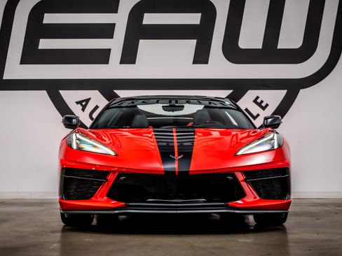 Used 2023 Chevrolet Corvette Stingray Premium Conv w/ Z51 Performance Package RWD image 4