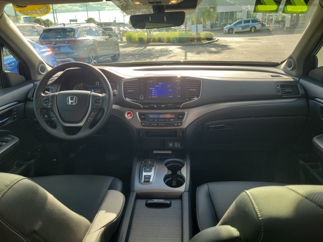 Certified 2022 Honda Ridgeline RTL-E image 2