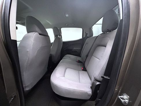 Used 2015 GMC Canyon 2WD Crew Cab w/ Convenience Package image 19