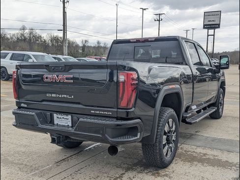 New 2026 GMC Sierra 2500 Denali w/ Technology Package AWD/4WD image 7