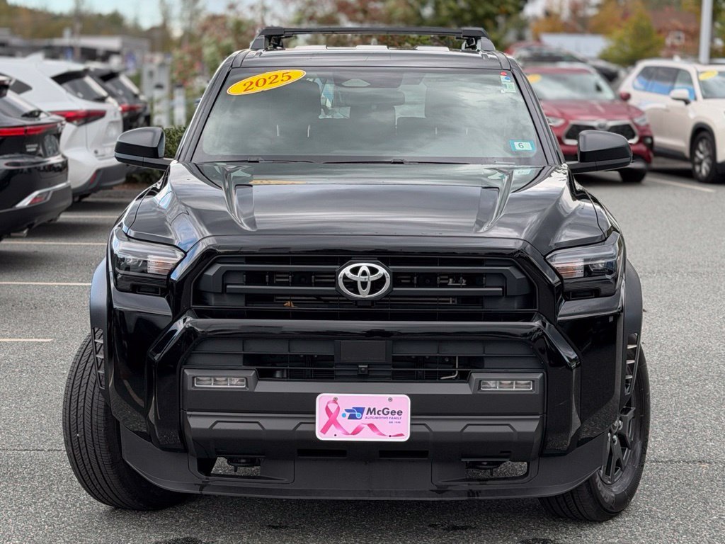 Used 2025 Toyota 4Runner SR5 AWD/4WD image 2