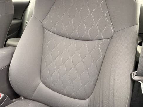 Used 2021 Toyota Corolla LE FWD image 7
