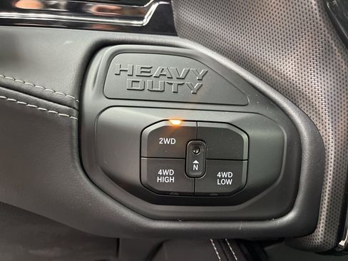 New 2026 RAM 2500 Limited image 16