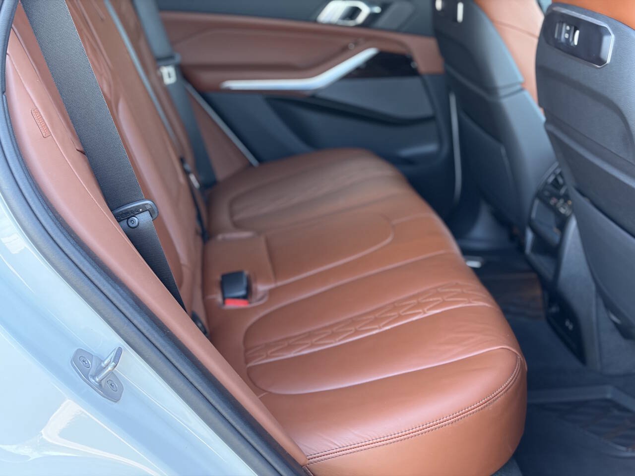 Used 2024 BMW X5 sDrive40i w/ M Sport Package RWD image 20