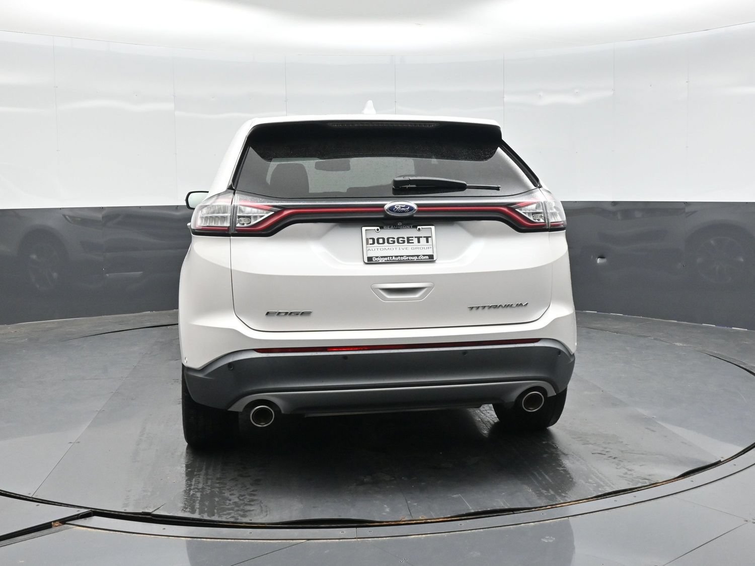 Certified 2018 Ford Edge Titanium w/ Equipment Group 302A FWD image 7