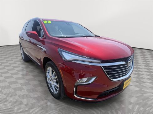 Used 2023 Buick Enclave Essence w/ Experience Buick Package AWD/4WD image 9