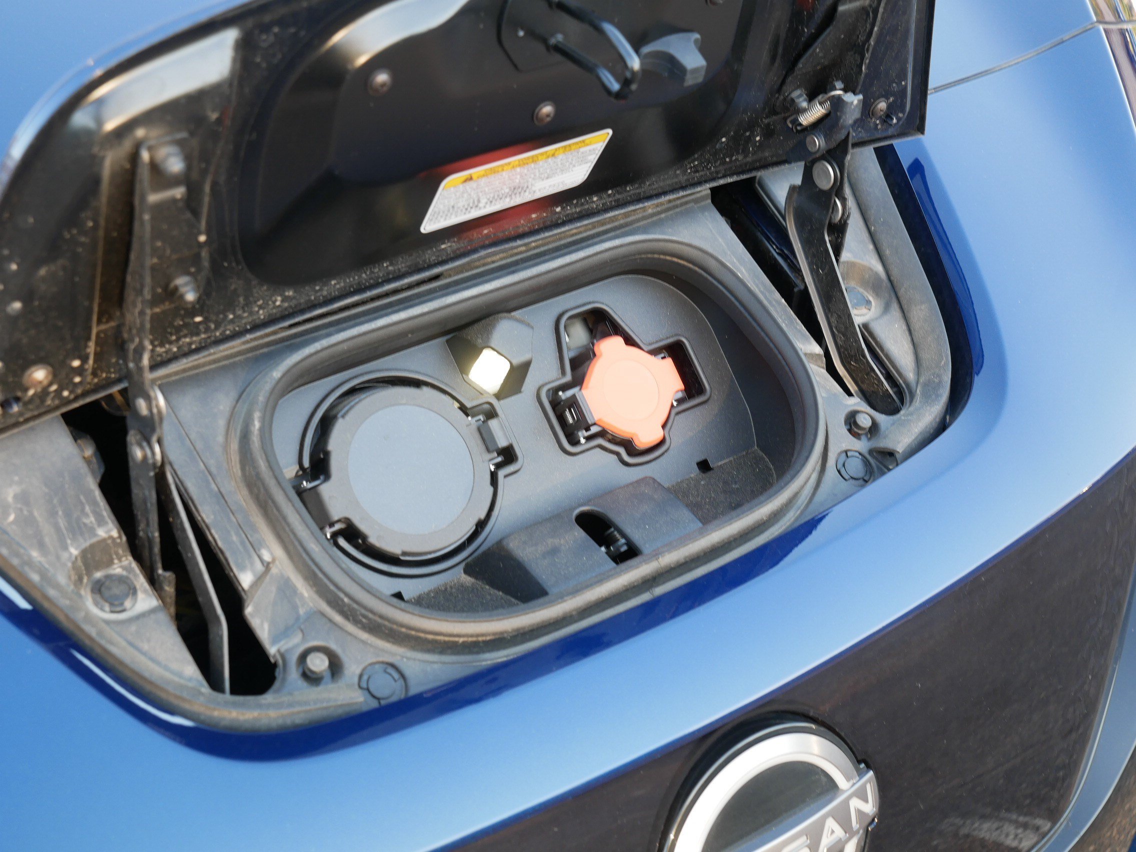 Certified 2025 Nissan Leaf SV Plus FWD image 36