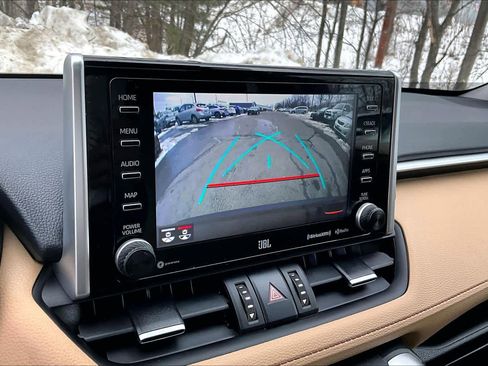 Certified 2021 Toyota RAV4 XLE Premium image 28