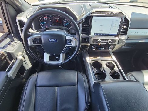 Used 2022 Ford F350 Lariat w/ Lariat Ultimate Package AWD/4WD image 11