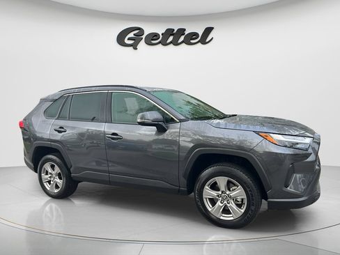 Used 2023 Toyota RAV4 XLE FWD image 3