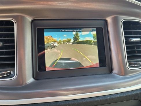 Certified 2022 Dodge Charger SXT image 18