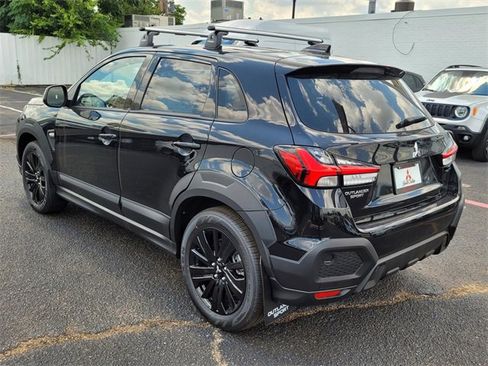 New 2025 Mitsubishi Outlander Sport SE image 3