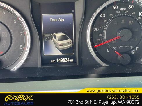 Used 2015 Toyota Camry SE FWD image 26