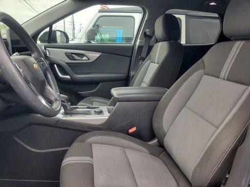 Used 2024 Chevrolet Blazer LT w/ Convenience Package FWD image 6