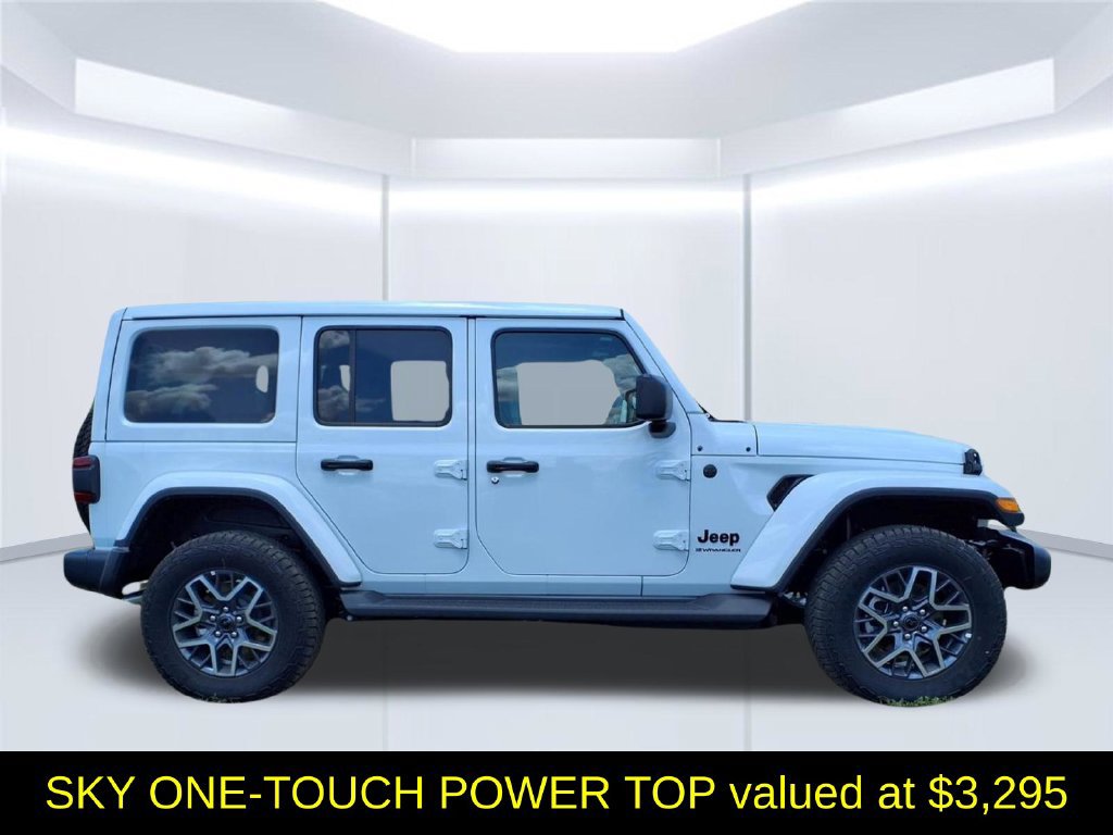 New 2026 Jeep Wrangler Unlimited Sahara AWD/4WD image 2