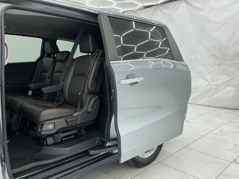 Used 2019 Honda Odyssey EX image 22