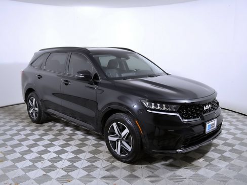 Used 2022 Kia Sorento S FWD image 6