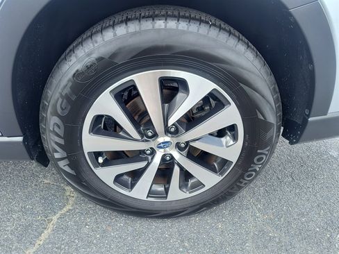 Used 2020 Subaru Outback Premium AWD/4WD image 10