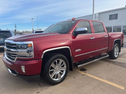 Used 2018 Chevrolet Silverado 1500 High Country image 1