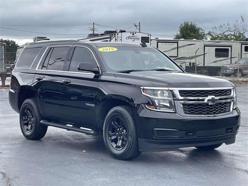 Used 2019 Chevrolet Tahoe LS image 8