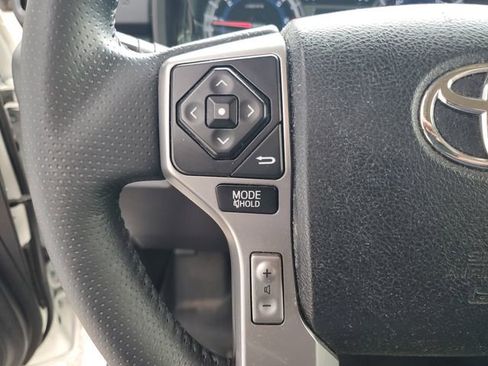 Used 2016 Toyota 4Runner Limited RWD image 19