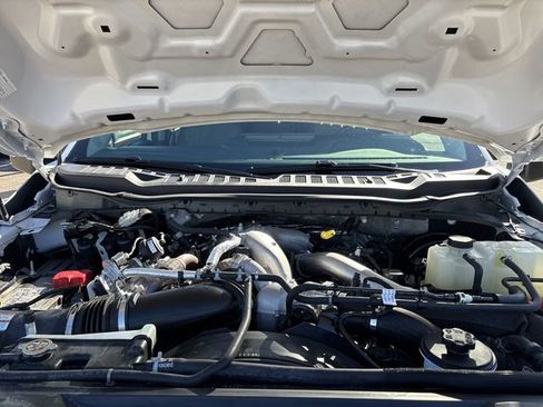 Used 2025 Ford F350 XLT image 26
