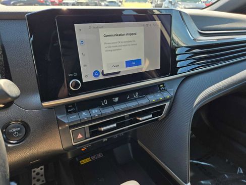 Certified 2025 Toyota Camry SE FWD image 28