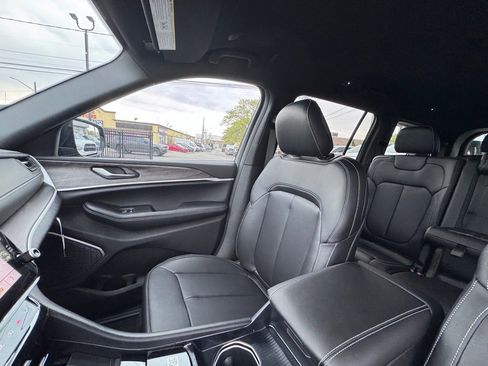 New 2026 Jeep Grand Cherokee L Limited AWD/4WD image 14