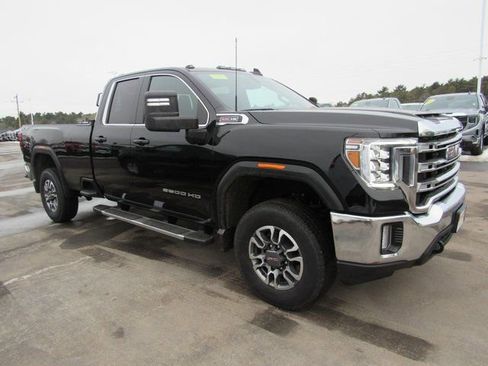 Certified 2022 GMC Sierra 2500 SLE w/ SLE Value Package; image 6