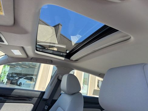 Used 2022 Honda Civic EX image 12