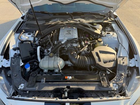 Used 2021 Ford Mustang Shelby GT500 w/ Carbon Fiber Track Pack image 16