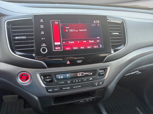 Used 2022 Honda Ridgeline Sport image 12