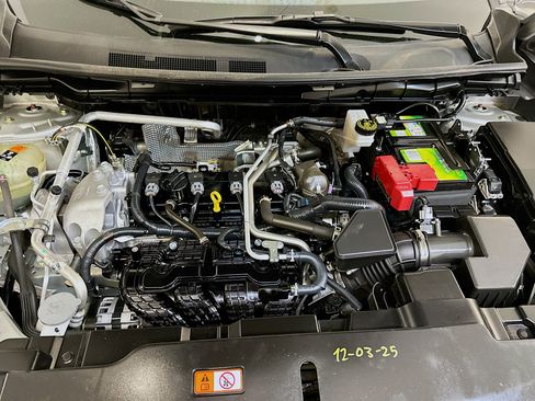 Used 2024 Mitsubishi Outlander SE AWD/4WD image 35