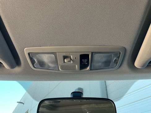 Used 2016 Mitsubishi Outlander SEL image 17