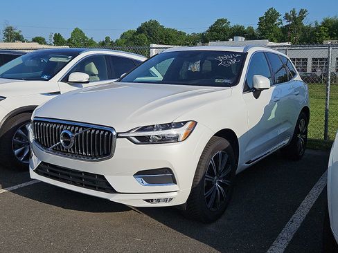 Used 2020 Volvo XC60 T5 Inscription AWD/4WD image 3