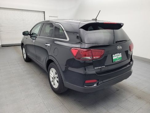 Used 2019 Kia Sorento LX image 5