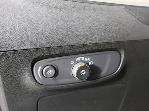 Used 2024 Buick Encore GX Preferred image 23