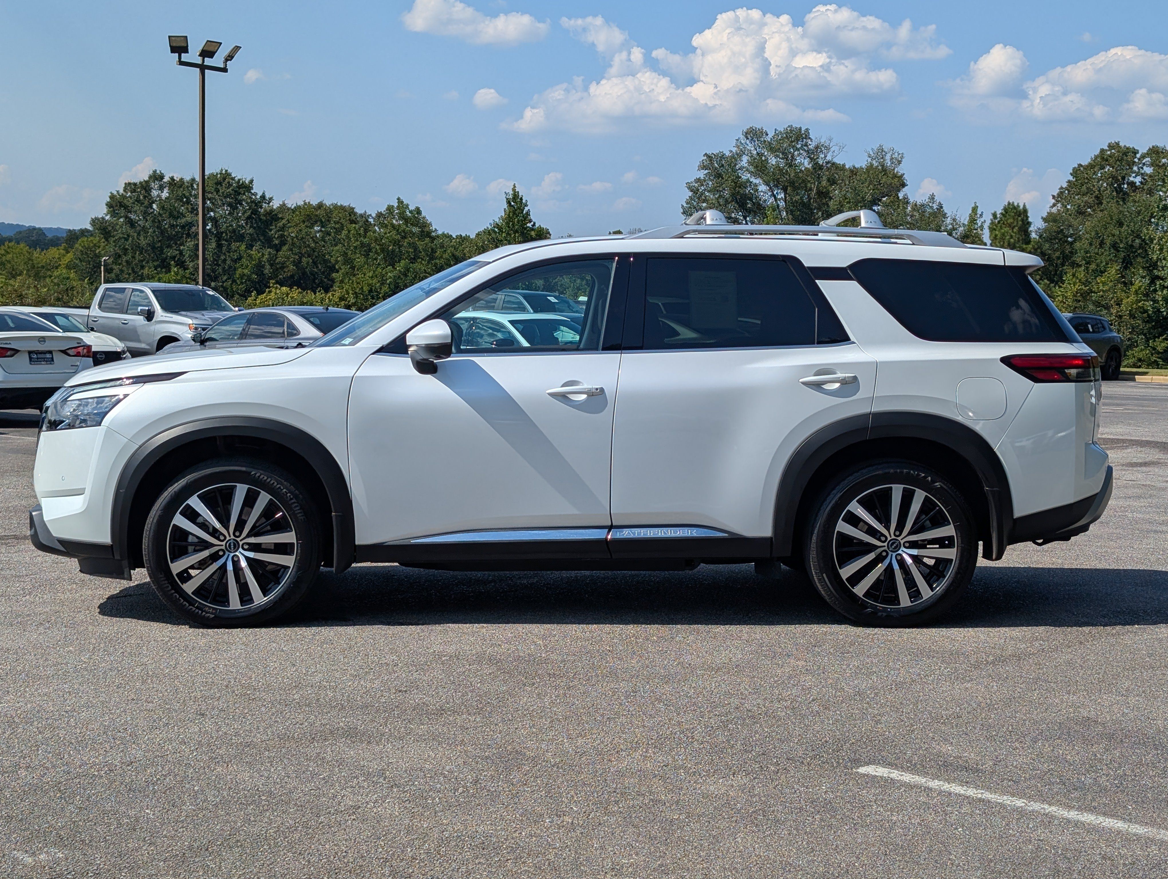 Used 2025 Nissan Pathfinder Platinum w/ Cargo Package FWD image 6
