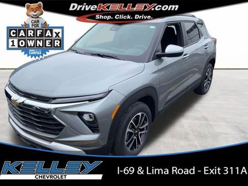 Used 2025 Chevrolet TrailBlazer LT w/ LT Cold Weather Package image 1