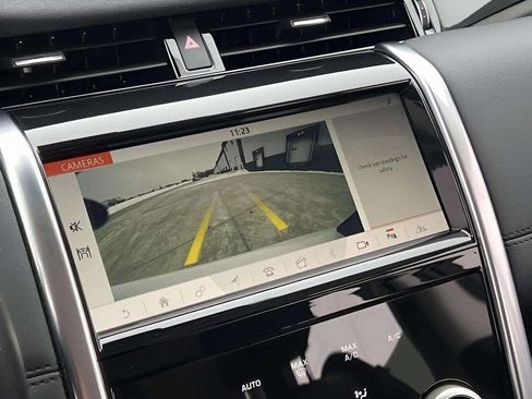 Used 2020 Land Rover Discovery Sport S image 30