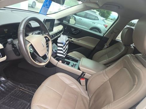 Used 2020 Lincoln Aviator Reserve w/ Elements Package Plus RWD image 5