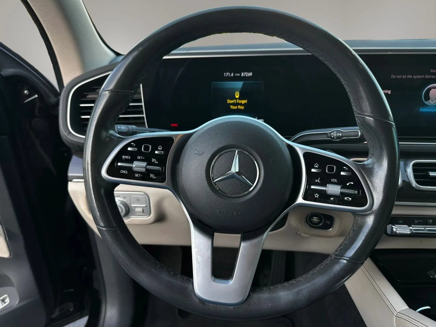 Used 2020 Mercedes-Benz GLS 450 4MATIC image 23