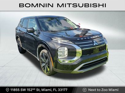 New 2025 Mitsubishi Outlander SE